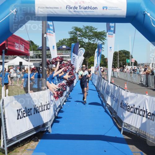 17.08.2025 - KN Förde Triathlon 2025 MichiJ http://msf.ph/oto/8599309 17.08.2025 14:03:39 Laufen 494, 546 meine-sportfotos.de