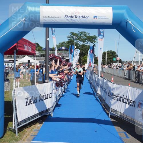 17.08.2025 - KN Förde Triathlon 2025 MichiJ http://msf.ph/oto/8599317 17.08.2025 14:03:39 Laufen 494, 546 meine-sportfotos.de