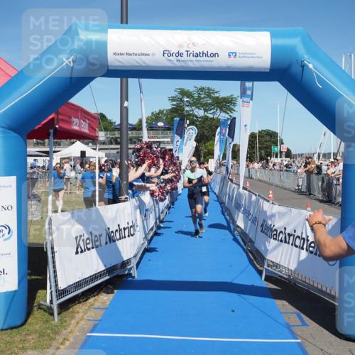 17.08.2025 - KN Förde Triathlon 2025 MichiJ http://msf.ph/oto/8599323 17.08.2025 14:03:39 Laufen 494, 546 meine-sportfotos.de