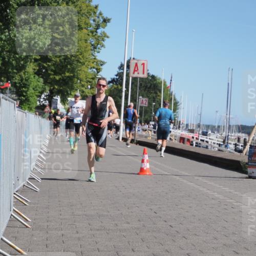 17.08.2025 - KN Förde Triathlon 2025 KatJ http://msf.ph/oto/8599327 17.08.2025 11:51:12 Laufen 296, 321, 608 meine-sportfotos.de