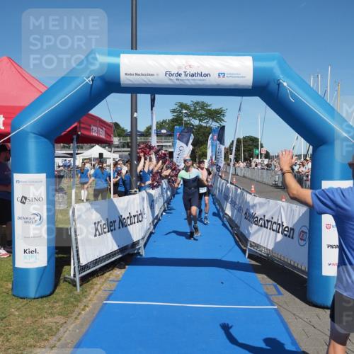 17.08.2025 - KN Förde Triathlon 2025 MichiJ http://msf.ph/oto/8599339 17.08.2025 14:03:40 Laufen 494, 546 meine-sportfotos.de