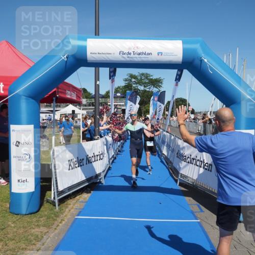 17.08.2025 - KN Förde Triathlon 2025 MichiJ http://msf.ph/oto/8599349 17.08.2025 14:03:41 Laufen 494, 546 meine-sportfotos.de