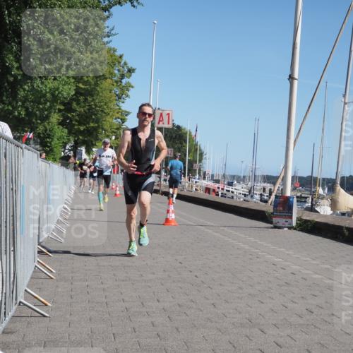 17.08.2025 - KN Förde Triathlon 2025 KatJ http://msf.ph/oto/8599358 17.08.2025 11:51:14 Laufen 296, 321, 608 meine-sportfotos.de