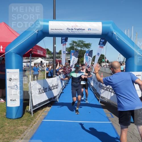 17.08.2025 - KN Förde Triathlon 2025 MichiJ http://msf.ph/oto/8599360 17.08.2025 14:03:41 Laufen 494, 546 meine-sportfotos.de