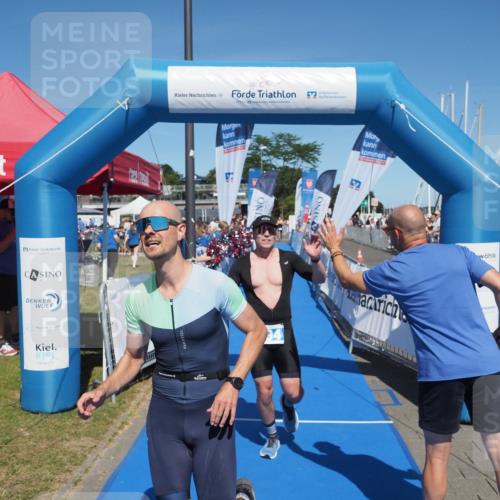 17.08.2025 - KN Förde Triathlon 2025 MichiJ http://msf.ph/oto/8599386 17.08.2025 14:03:42 Laufen 494, 546 meine-sportfotos.de