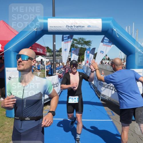 17.08.2025 - KN Förde Triathlon 2025 MichiJ http://msf.ph/oto/8599393 17.08.2025 14:03:42 Laufen 494, 546 meine-sportfotos.de