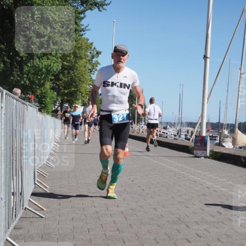 17.08.2025 - KN Förde Triathlon 2025 KatJ http://msf.ph/oto/8599431 17.08.2025 11:51:19 Laufen 296, 321, 331, 643 meine-sportfotos.de