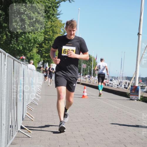 17.08.2025 - KN Förde Triathlon 2025 KatJ http://msf.ph/oto/8599593 17.08.2025 11:51:30 Laufen 331, 387, 602 meine-sportfotos.de