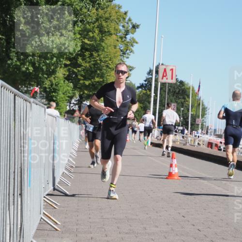 17.08.2025 - KN Förde Triathlon 2025 KatJ http://msf.ph/oto/8599618 17.08.2025 11:51:37 Laufen 279, 387, 616 meine-sportfotos.de
