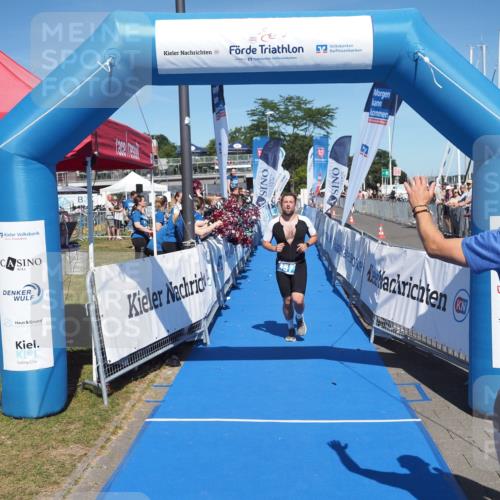 17.08.2025 - KN Förde Triathlon 2025 MichiJ http://msf.ph/oto/8599641 17.08.2025 14:04:14 Laufen 357 meine-sportfotos.de
