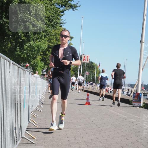 17.08.2025 - KN Förde Triathlon 2025 KatJ http://msf.ph/oto/8599643 17.08.2025 11:51:38 Laufen 279, 387, 616 meine-sportfotos.de