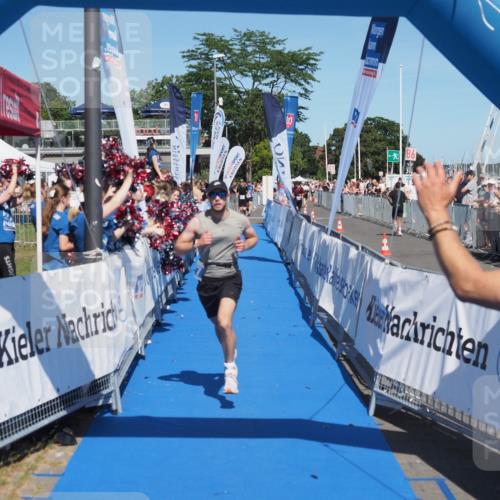 17.08.2025 - KN Förde Triathlon 2025 MichiJ http://msf.ph/oto/8599696 17.08.2025 14:04:36 Laufen 477 meine-sportfotos.de