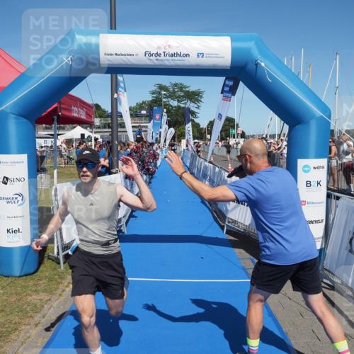 17.08.2025 - KN Förde Triathlon 2025 MichiJ http://msf.ph/oto/8599725 17.08.2025 14:04:37 Laufen 477 meine-sportfotos.de