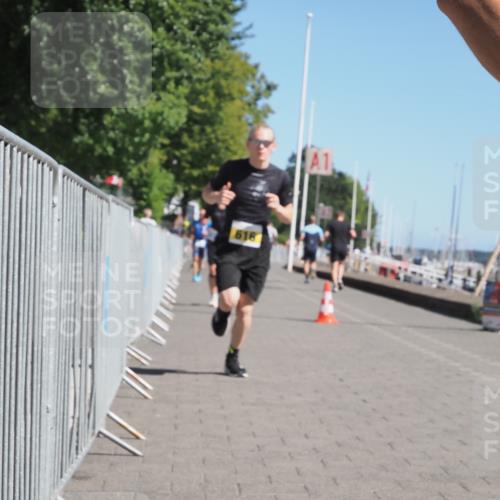 17.08.2025 - KN Förde Triathlon 2025 KatJ http://msf.ph/oto/8599726 17.08.2025 11:51:43 Laufen 273, 279, 616 meine-sportfotos.de