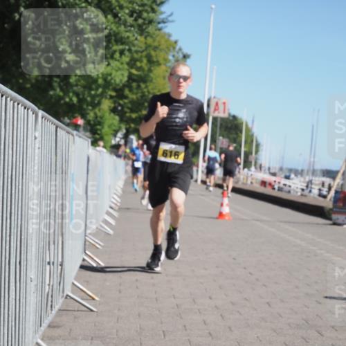 17.08.2025 - KN Förde Triathlon 2025 KatJ http://msf.ph/oto/8599735 17.08.2025 11:51:44 Laufen 273, 279, 316, 616 meine-sportfotos.de