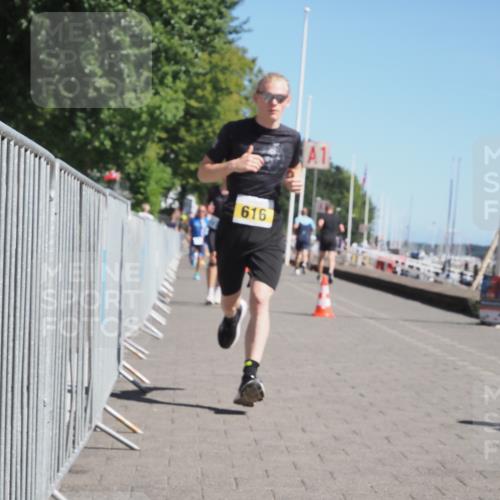 17.08.2025 - KN Förde Triathlon 2025 KatJ http://msf.ph/oto/8599739 17.08.2025 11:51:44 Laufen 273, 279, 316, 616 meine-sportfotos.de