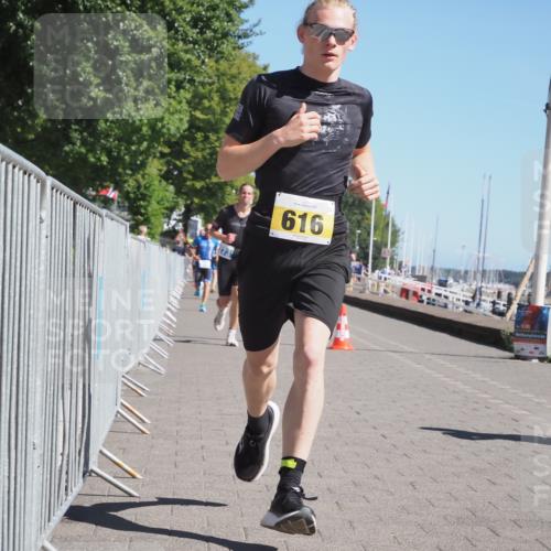 17.08.2025 - KN Förde Triathlon 2025 KatJ http://msf.ph/oto/8599757 17.08.2025 11:51:44 Laufen 273, 279, 316, 616 meine-sportfotos.de