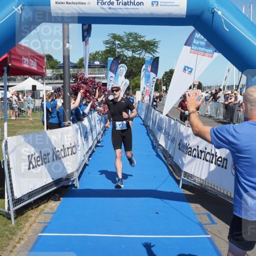 17.08.2025 - KN Förde Triathlon 2025 MichiJ http://msf.ph/oto/8599769 17.08.2025 14:04:46 Laufen 438, 549 meine-sportfotos.de