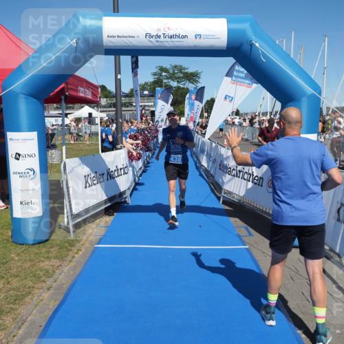 17.08.2025 - KN Förde Triathlon 2025 MichiJ http://msf.ph/oto/8599823 17.08.2025 14:04:48 Laufen 438, 549 meine-sportfotos.de