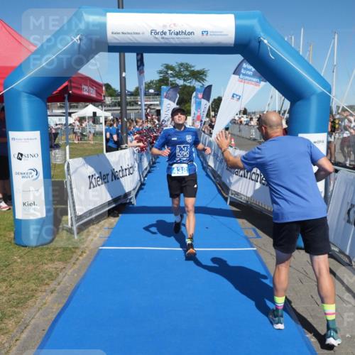17.08.2025 - KN Förde Triathlon 2025 MichiJ http://msf.ph/oto/8599832 17.08.2025 14:04:48 Laufen 438, 549 meine-sportfotos.de
