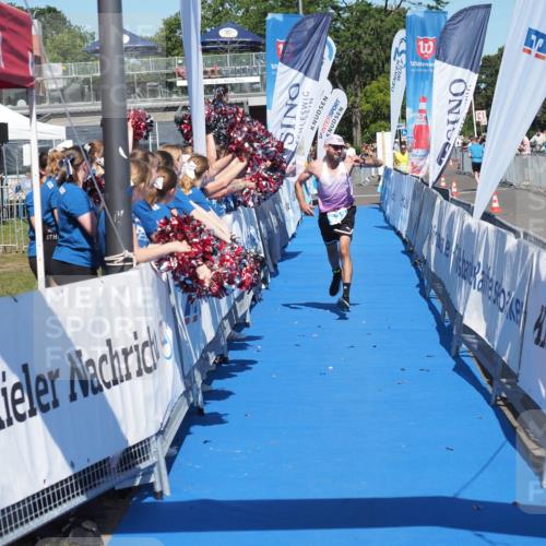 17.08.2025 - KN Förde Triathlon 2025 MichiJ http://msf.ph/oto/8599869 17.08.2025 14:04:54 Laufen 438, 533 meine-sportfotos.de