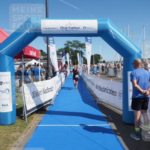 17.08.2025 - KN Förde Triathlon 2025 MichiJ http://msf.ph/oto/8599969 17.08.2025 12:15:40 Laufen 379, 612 meine-sportfotos.de
