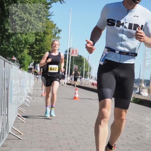 17.08.2025 - KN Förde Triathlon 2025 KatJ http://msf.ph/oto/8600000 17.08.2025 11:51:57 Laufen 271, 278, 281, 307, 632, 642 meine-sportfotos.de