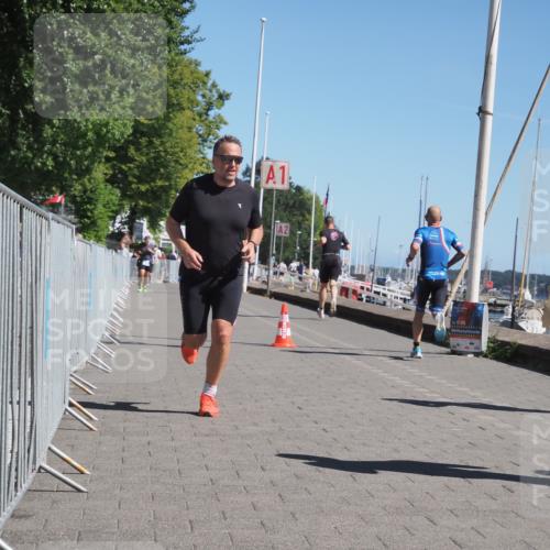 17.08.2025 - KN Förde Triathlon 2025 KatJ http://msf.ph/oto/8600047 17.08.2025 11:52:01 Laufen 278, 281, 642 meine-sportfotos.de