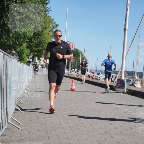17.08.2025 - KN Förde Triathlon 2025 KatJ http://msf.ph/oto/8600055 17.08.2025 11:52:01 Laufen 278, 281, 642 meine-sportfotos.de