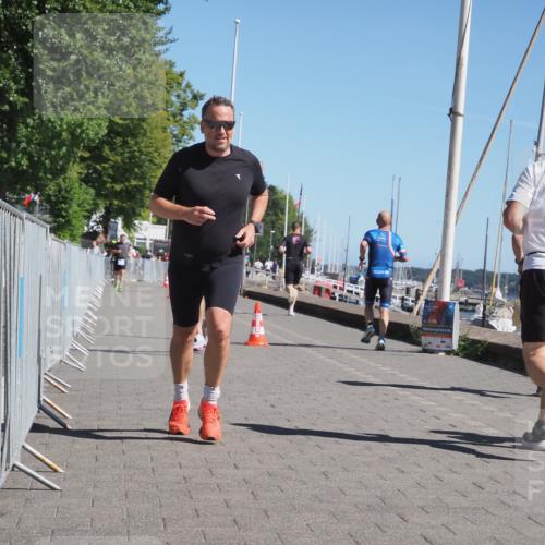 17.08.2025 - KN Förde Triathlon 2025 KatJ http://msf.ph/oto/8600064 17.08.2025 11:52:01 Laufen 278, 281, 642 meine-sportfotos.de