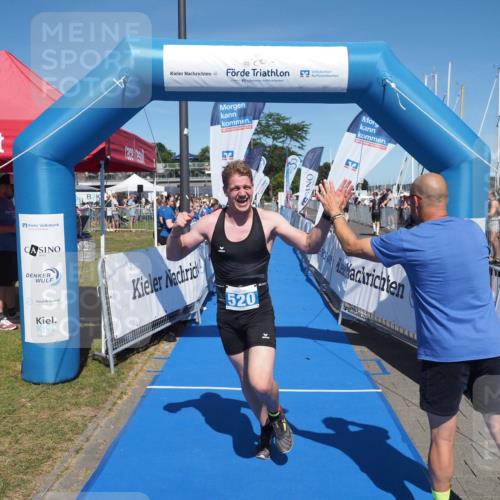 17.08.2025 - KN Förde Triathlon 2025 MichiJ http://msf.ph/oto/8600122 17.08.2025 14:05:09 Laufen 520 meine-sportfotos.de
