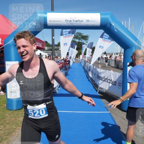 17.08.2025 - KN Förde Triathlon 2025 MichiJ http://msf.ph/oto/8600138 17.08.2025 14:05:09 Laufen 520 meine-sportfotos.de