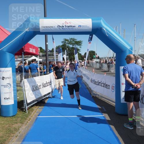 17.08.2025 - KN Förde Triathlon 2025 MichiJ http://msf.ph/oto/8600152 17.08.2025 12:15:47 Laufen 379, 612, 615 meine-sportfotos.de