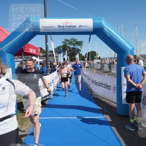 17.08.2025 - KN Förde Triathlon 2025 MichiJ http://msf.ph/oto/8600187 17.08.2025 12:15:49 Laufen 612, 615 meine-sportfotos.de
