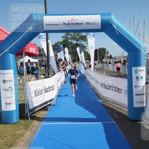 17.08.2025 - KN Förde Triathlon 2025 MichiJ http://msf.ph/oto/8600204 17.08.2025 10:47:02 Laufen 201, 212 meine-sportfotos.de