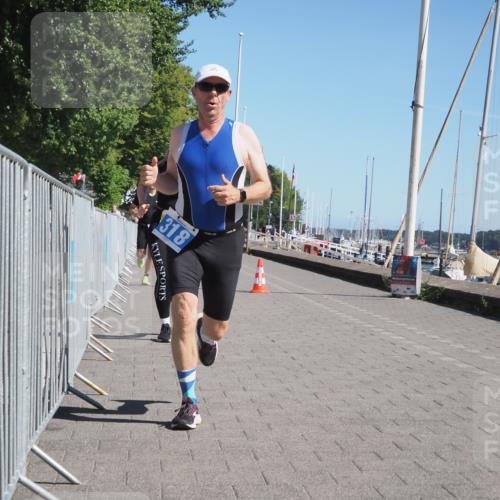 17.08.2025 - KN Förde Triathlon 2025 KatJ http://msf.ph/oto/8600265 17.08.2025 11:52:21 Laufen 295, 309, 318, 364, 633 meine-sportfotos.de