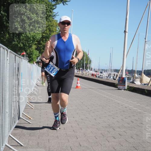 17.08.2025 - KN Förde Triathlon 2025 KatJ http://msf.ph/oto/8600271 17.08.2025 11:52:21 Laufen 295, 309, 318, 364, 633 meine-sportfotos.de
