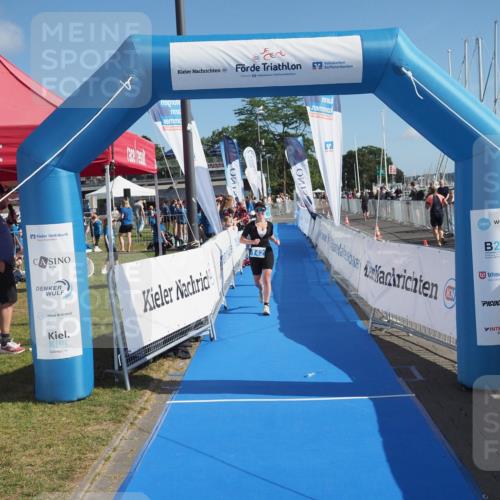 17.08.2025 - KN Förde Triathlon 2025 MichiJ http://msf.ph/oto/8600416 17.08.2025 10:47:19 Laufen 142 meine-sportfotos.de