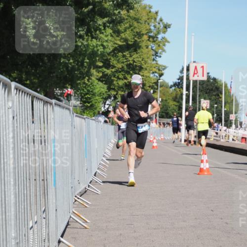 17.08.2025 - KN Förde Triathlon 2025 KatJ http://msf.ph/oto/8600434 17.08.2025 13:41:29 Laufen 395, 445 meine-sportfotos.de