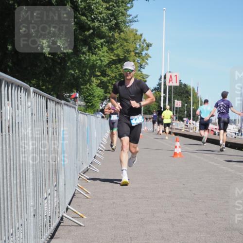 17.08.2025 - KN Förde Triathlon 2025 KatJ http://msf.ph/oto/8600446 17.08.2025 13:41:30 Laufen 395, 445 meine-sportfotos.de