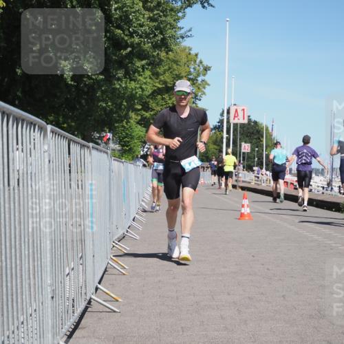 17.08.2025 - KN Förde Triathlon 2025 KatJ http://msf.ph/oto/8600454 17.08.2025 13:41:30 Laufen 395, 445 meine-sportfotos.de