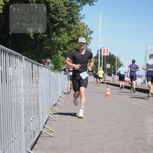 17.08.2025 - KN Förde Triathlon 2025 KatJ http://msf.ph/oto/8600459 17.08.2025 13:41:30 Laufen 395, 445 meine-sportfotos.de