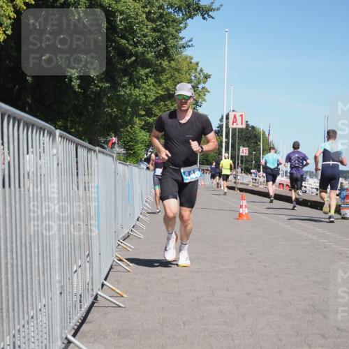 17.08.2025 - KN Förde Triathlon 2025 KatJ http://msf.ph/oto/8600464 17.08.2025 13:41:31 Laufen 395, 445 meine-sportfotos.de
