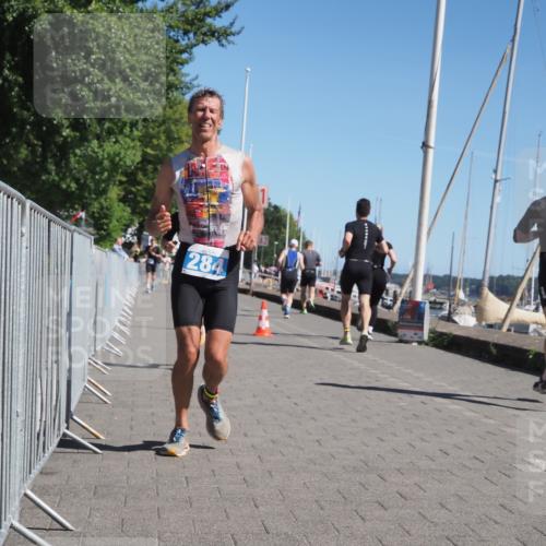 17.08.2025 - KN Förde Triathlon 2025 KatJ http://msf.ph/oto/8600513 17.08.2025 11:52:32 Laufen 284, 390 meine-sportfotos.de