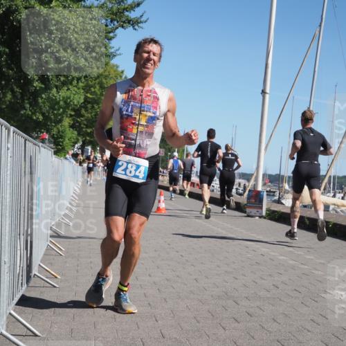 17.08.2025 - KN Förde Triathlon 2025 KatJ http://msf.ph/oto/8600531 17.08.2025 11:52:33 Laufen 284, 390 meine-sportfotos.de