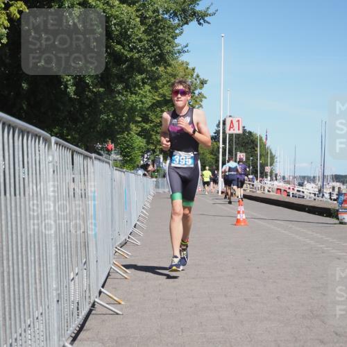 17.08.2025 - KN Förde Triathlon 2025 KatJ http://msf.ph/oto/8600534 17.08.2025 13:41:35 Laufen 395, 445 meine-sportfotos.de