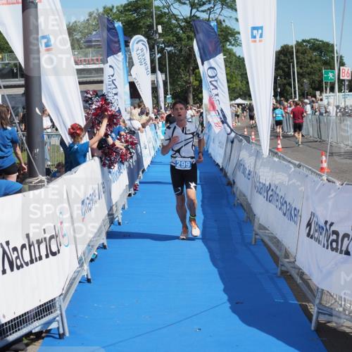 17.08.2025 - KN Förde Triathlon 2025 MichiJ http://msf.ph/oto/8600545 17.08.2025 12:16:24 Laufen 299 meine-sportfotos.de