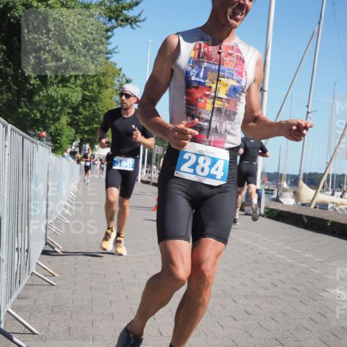 17.08.2025 - KN Förde Triathlon 2025 KatJ http://msf.ph/oto/8600554 17.08.2025 11:52:33 Laufen 284, 390 meine-sportfotos.de