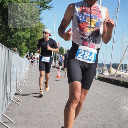 17.08.2025 - KN Förde Triathlon 2025 KatJ http://msf.ph/oto/8600560 17.08.2025 11:52:34 Laufen 284, 390 meine-sportfotos.de