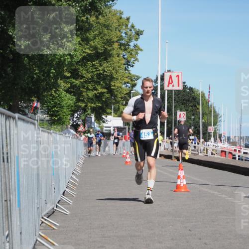 17.08.2025 - KN Förde Triathlon 2025 KatJ http://msf.ph/oto/8600600 17.08.2025 13:41:44 Laufen 453 meine-sportfotos.de